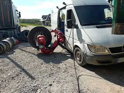 WH Wojciech Hadała Mobilny Serwis Opon Tir